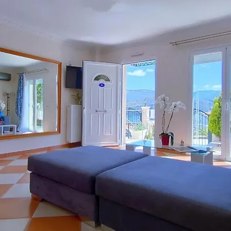 Blue Lagoon Luxury Apartment B2 Argostoli  Exterior photo