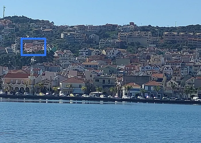 Blue Lagoon Luxury Apartment B2